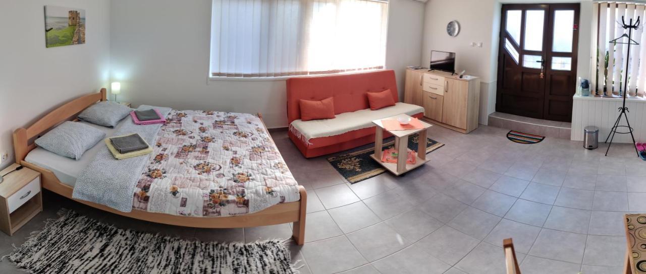 Apartman Ankica Golubac Luaran gambar